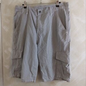 Size 32 Levi's Conductor Stripe Cargo Shorts Snap Pockets